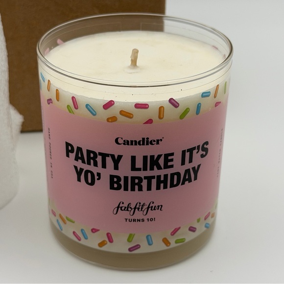🎉 Candier “Party Like It’s Yo’ Birthday” Candle FabFitFun 10th Anniversary - Picture 10 of 16